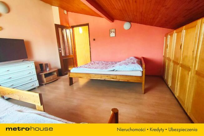 Dom z garażem i warsztatem, centrum - Busko-Zdrój.