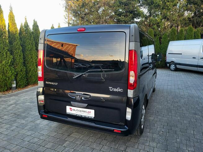 Renault Trafic ** Passanger ** Expression ** Nawiewy Górne **