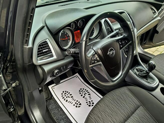 Opel Astra 1.4 Turbo Klimatronic Czujniki P+T Zarejestrowany