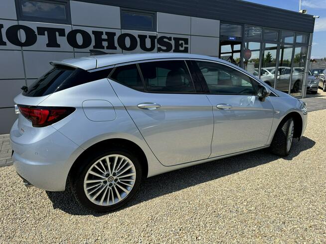 Opel Astra 1,6 SIDI Turbo "Innovation"