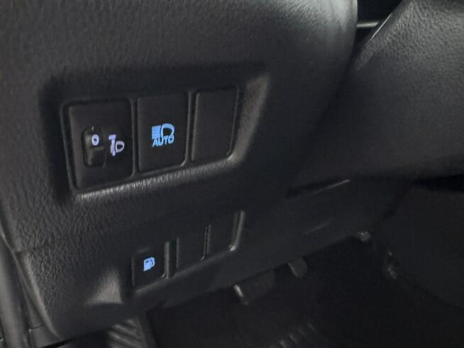 Toyota C-HR 1,8i benzyna hybryda executive