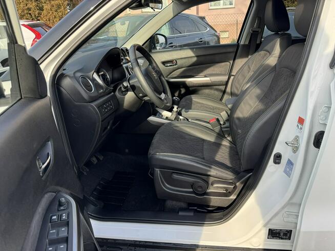 Suzuki Vitara 1,4 hybryda 4X4. allgrip skora radar kamera LED