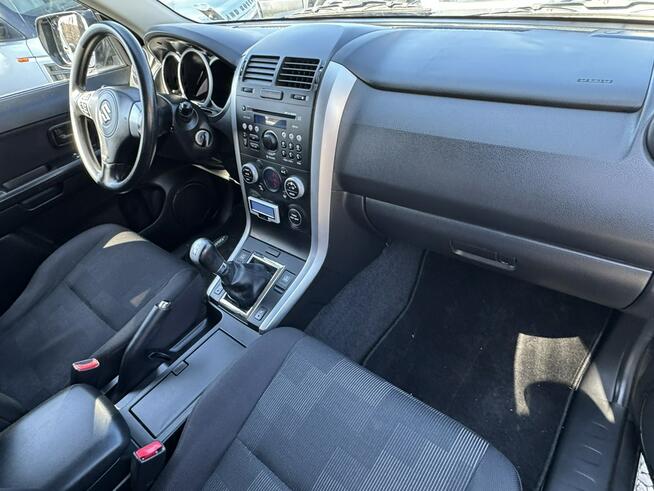 Suzuki Grand Vitara 1,6 4X4 BENZYNA idealny zero rdzy