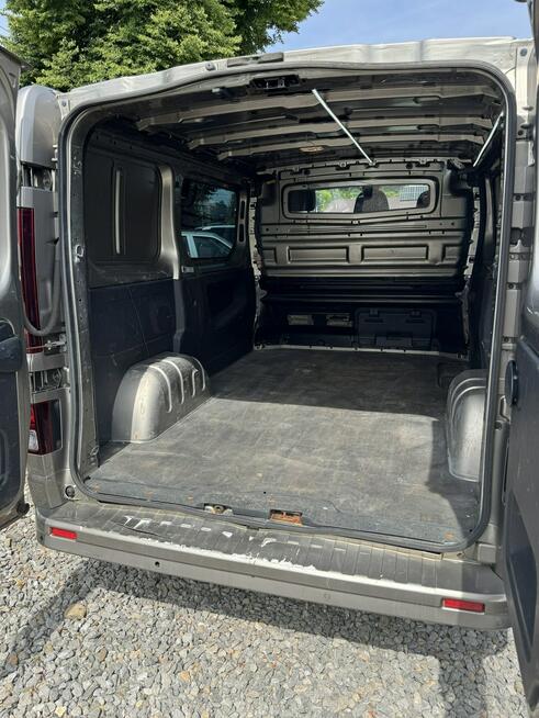 Opel Vivaro 1,6 120 3 osobowy klimatyzacja