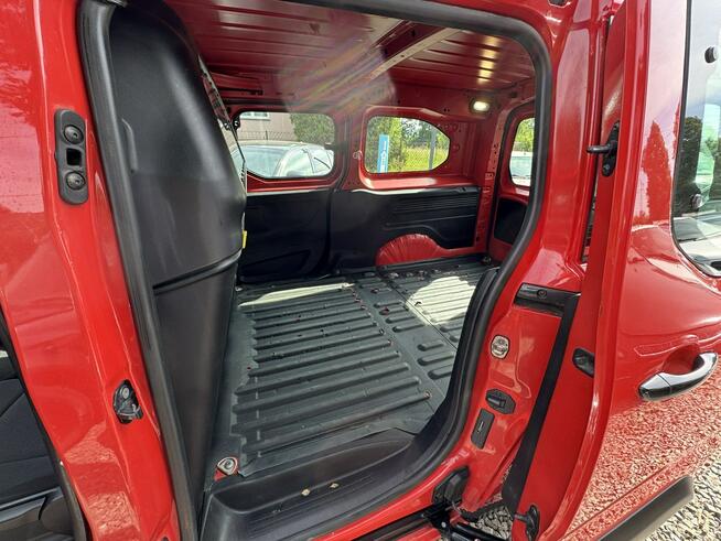 Peugeot Partner Automat 3 osobowy klimatyzacja