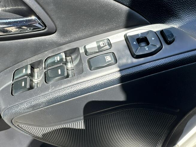 Hyundai ix35 1,6i LPG 6-biegów bdb stan