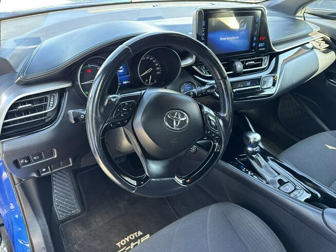 Toyota C-HR 1,8 selection skóra full LED hybryda