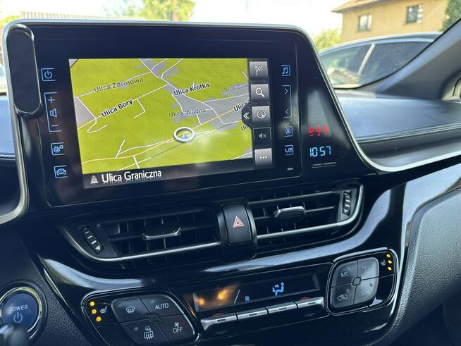 Toyota C-HR 1,8 selection skóra full LED hybryda