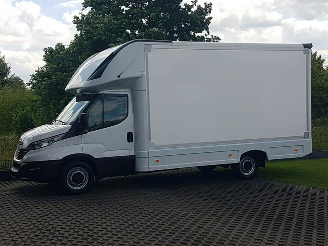 Iveco Daily KONTENER NISKOPODŁOGOWY 4,43x2,23x2,42 SKLEP BAR FOODTRUCK KAMPER AC