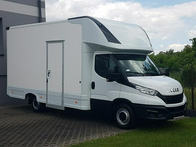 Iveco Daily KONTENER NISKOPODŁOGOWY 4,43x2,23x2,42 SKLEP BAR FOODTRUCK KAMPER AC