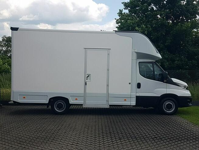 Iveco Daily KONTENER NISKOPODŁOGOWY 4,43x2,23x2,42 SKLEP BAR FOODTRUCK KAMPER AC