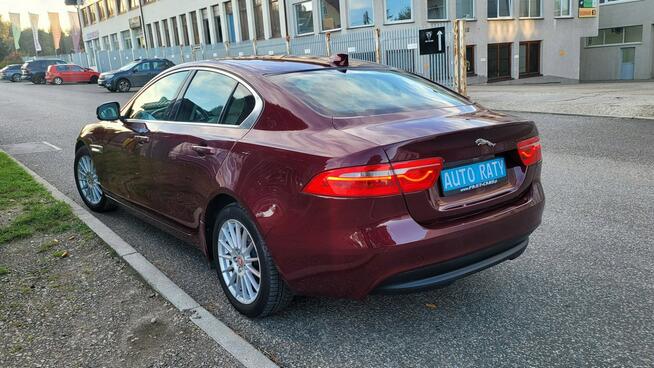 Jaguar XE na raty od 3000 bez BIK KRD od FastCars