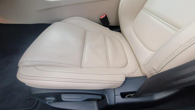 Jaguar XE na raty od 3000 bez BIK KRD od FastCars