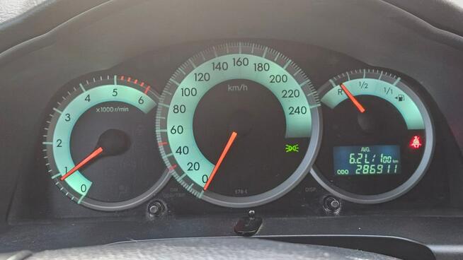 Toyota Corolla Verso na raty bez BIK KRD od FastCars