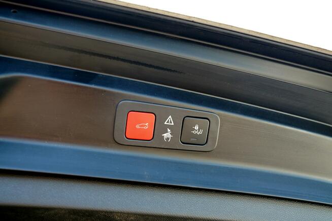 Peugeot 5008 GT kamery Skora Nawi blis night vision PANORAMA masaze ACC sam parkuje