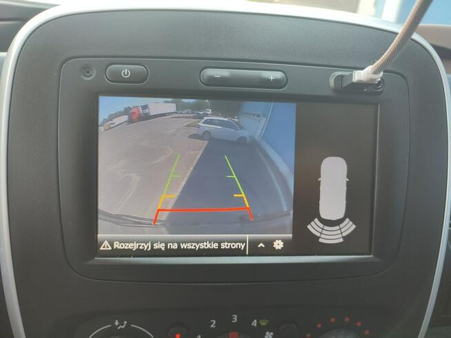 Renault Trafic 9osób fv23 automat 2.0