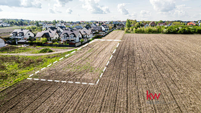 Działka inwestycyjna Chomęcice gm. Komorniki, Leśnych Skrzatów