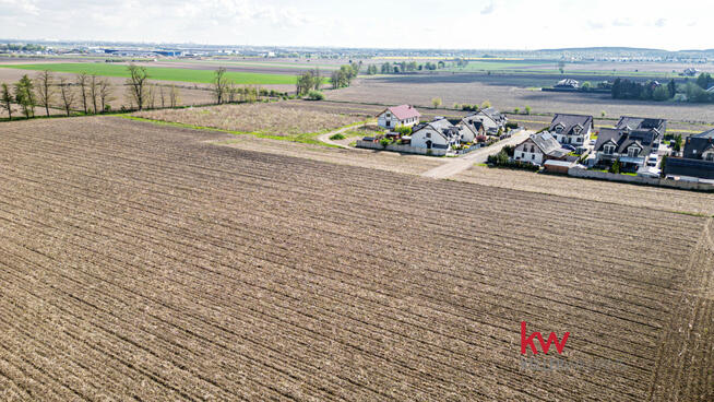 Działka inwestycyjna Chomęcice gm. Komorniki, Leśnych Skrzatów