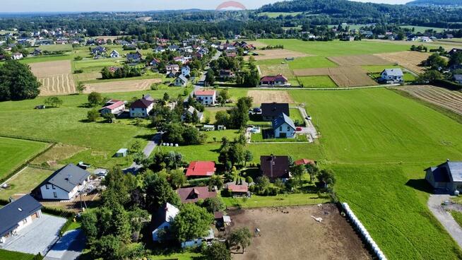Widok na góry, Spokojna okolica