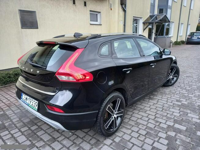 V40 Cross Country DużaNavi Distronic BLISS Asystent Pasa Bogata Wersja