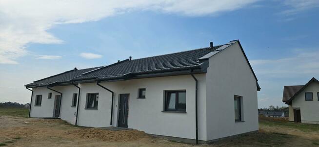 Dom Wola Podłężna gm. Kramsk, Aroniowa