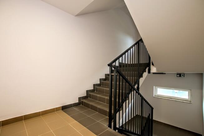 loggia, przynależne miejsce post.