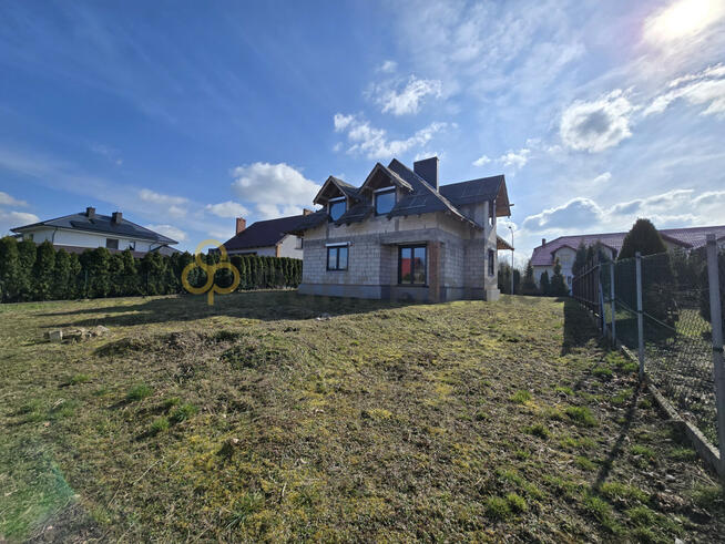 Dom Krzywiń, Osiedle Młodych