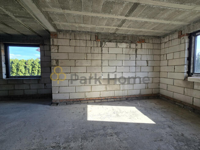 Dom Krzywiń, Osiedle Młodych