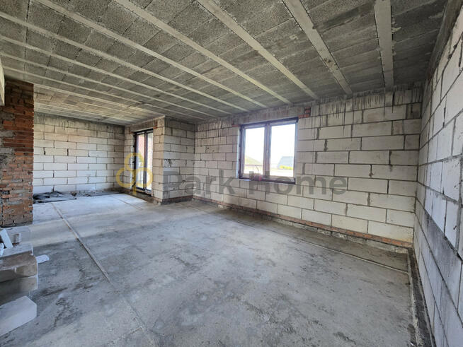 Dom Krzywiń, Osiedle Młodych