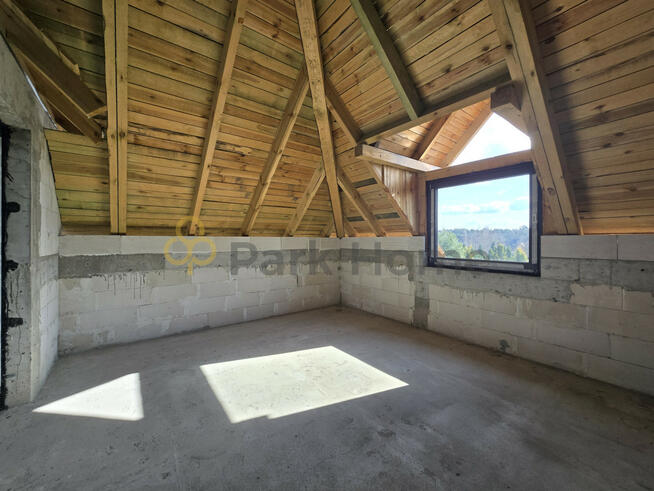 Dom Krzywiń, Osiedle Młodych