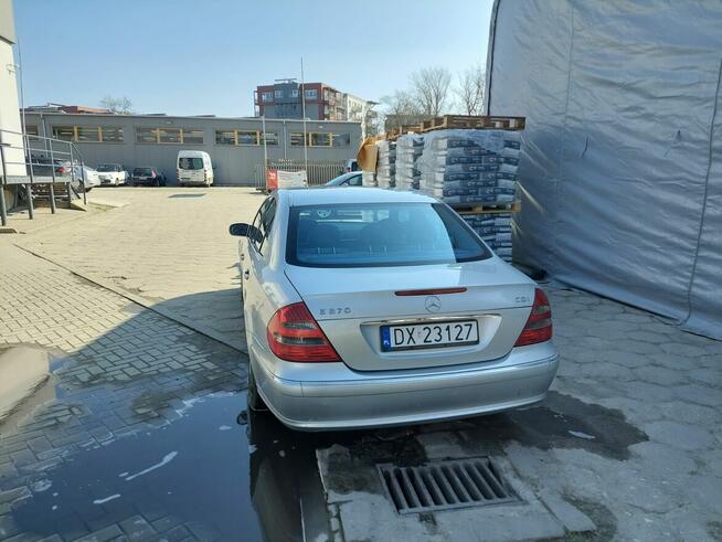 Sprzedam Mercedes- Benz E270 2.7 CDI