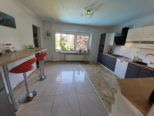 dom położony w cichej i spokojnej okolicy