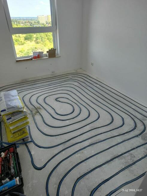 Ogrzewanie podłogowe frezowane, montaż ogrzewania podłogoweg