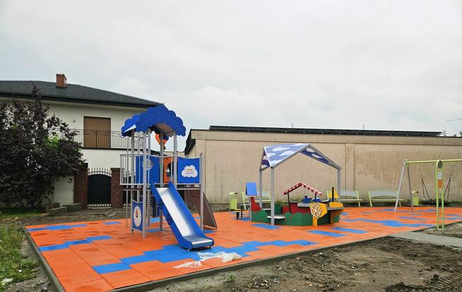 3 pok. Z widokiem na PLAC ZABAW GOTOWE DO WPROWADZENIA