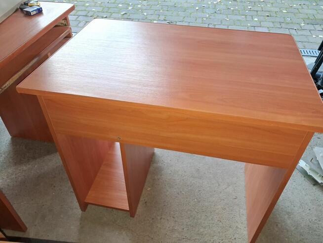 Sprzedam biurko komputerowe