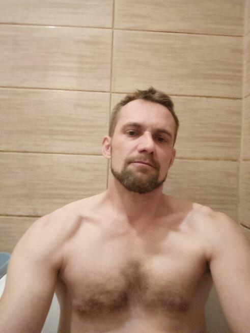 Która chętna na spotkanie właśnie wynająłem hotel