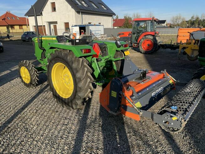 John Deere L5040 5050E John Deere 5105 4x4 Komunalny Uniwers