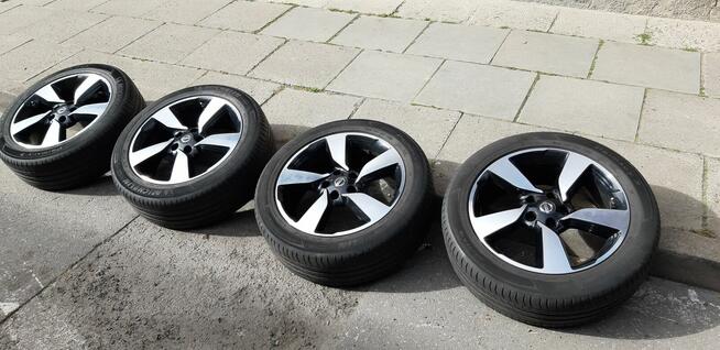 sprzedam alufelgi Nissan Qashqai z oponami