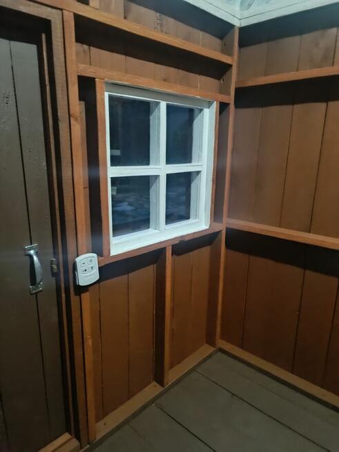 Duży domek ogrodowy dla dzieci, styl skandynawski - trwałość