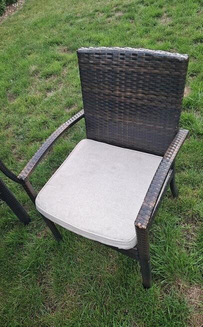 Stół z 4 krzeslami