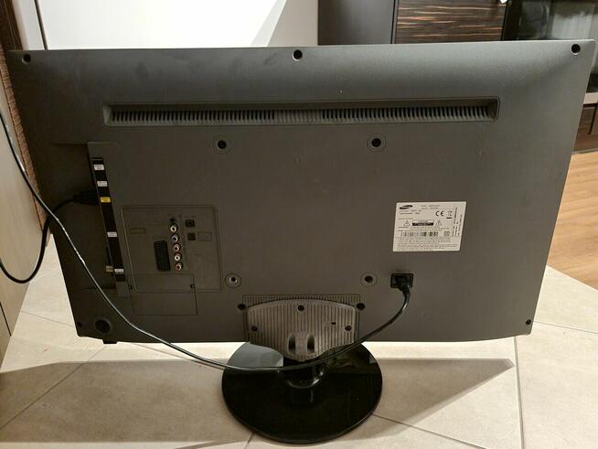 Sprzedam telewizor marki Samsung 32 Model: UE32F4000AW wraz