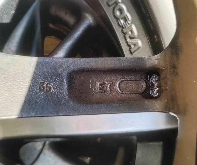 Oryginalne, piękne, mało spotykane felgi TORA z oponami fulda