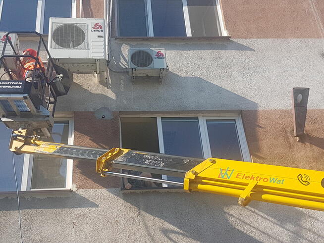 Zwyżka, podnośnik koszowy, Sanok