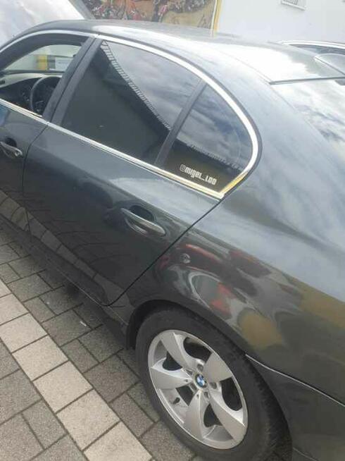 Zamiana BMW E60 525D 177KM 2005R SEDAN NA AUTO LAWETĘ