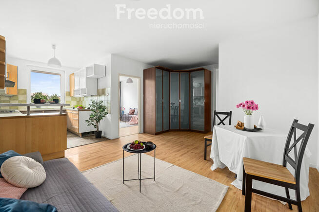 3-pokojowe mieszkanie z balkonem oraz piwnicą 79m²