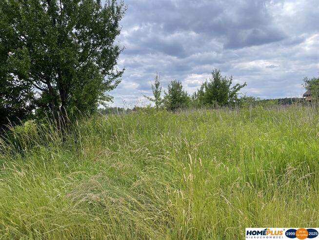 Działka budowlana 930 m² - blisko Warszawy.