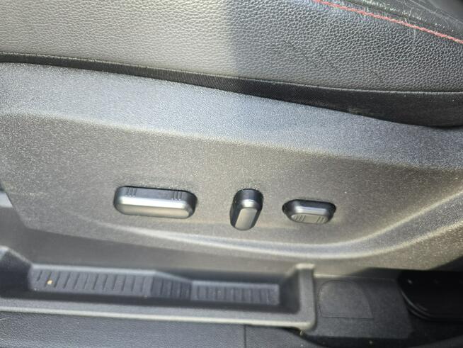 Ford Kuga 2.0 180Koni.4x4.Automat.100% Oryginał.Alu19.Hak.Alcantara