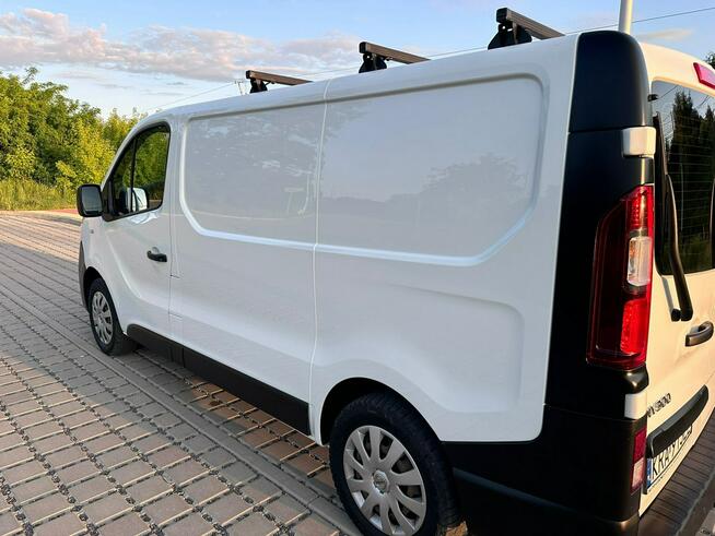 Nissan NV300