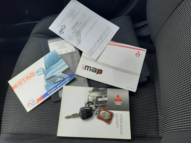Mitsubishi Lancer Zarejestrowany i ubezpieczony w Polsce. 1.6 Benzyna + Gaz. Klima.