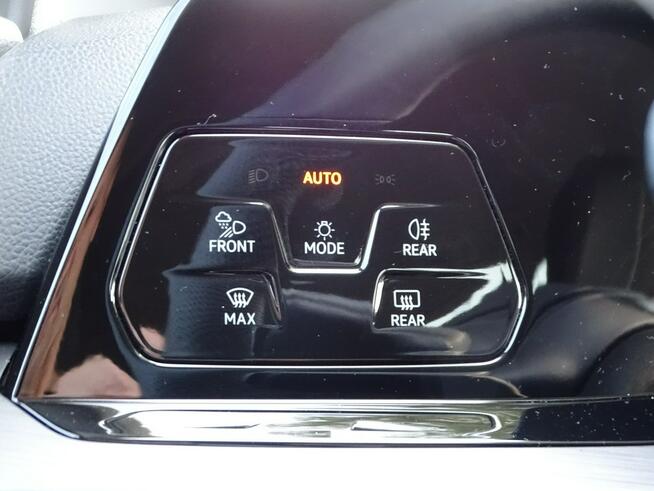 Volkswagen Golf 2.0tdi "STYLE" Super Stan!!!